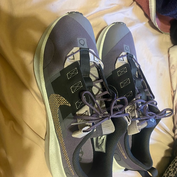 Worn once still new - Picture 4 of 5